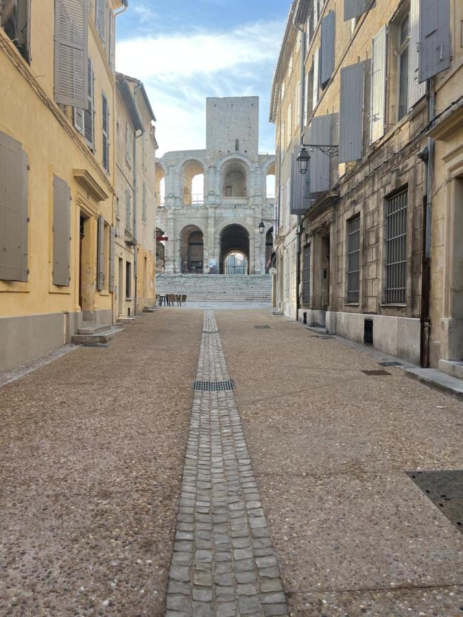 "L'Artistique" Centre Arles Fondation Van Gogh エクステリア 写真